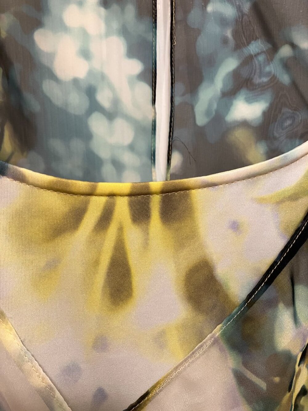 Kay Unger New York Sheer Watercolor Overlay Dress | Size 12 - Picture 7 of 10